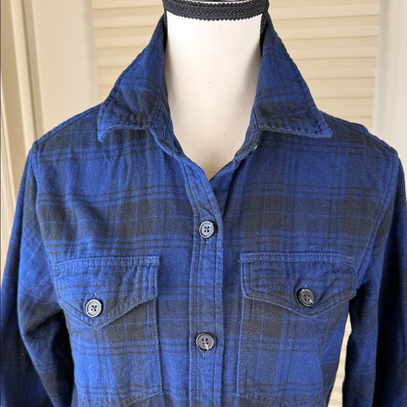 Tilley Women’s Blue Plaid Flannel Shirt S Classic Fit Cotton Button Up Soft - Picture 4 of 11